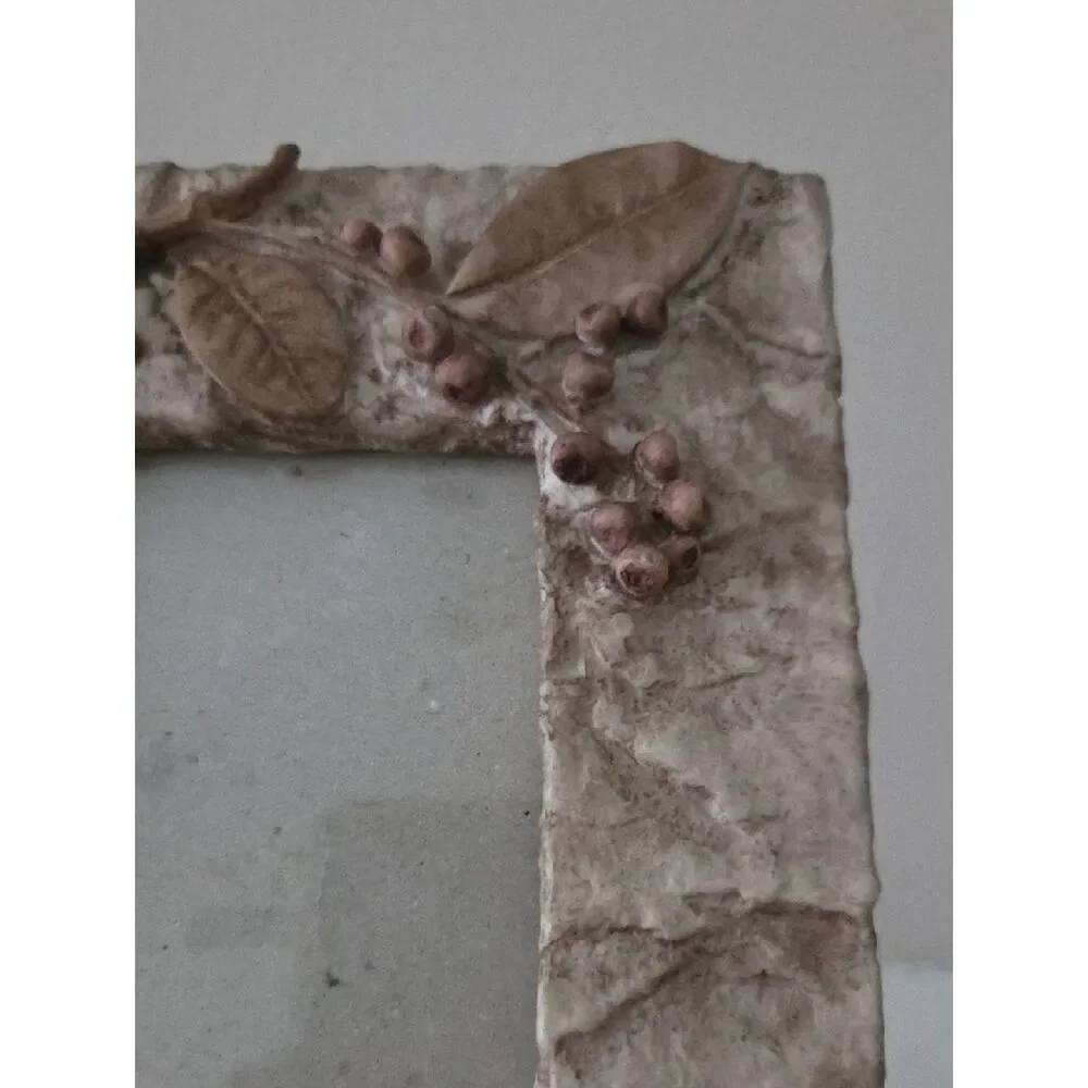 Ceramic Photo Frame with Branch & Berry Detail